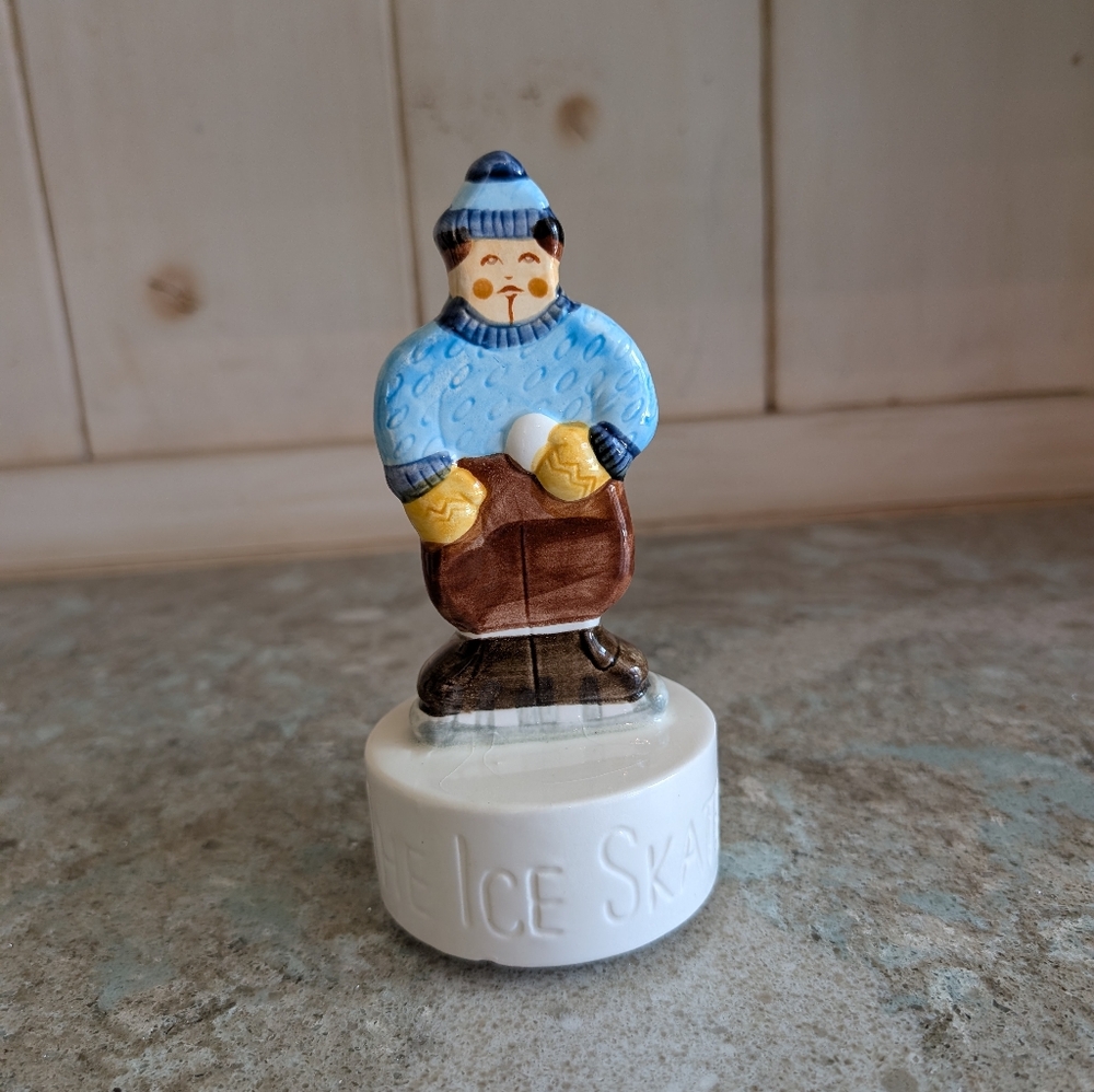 Vintage Japan Sigma The Tastesetter "The Ice Skater" Music Box Hand Painted